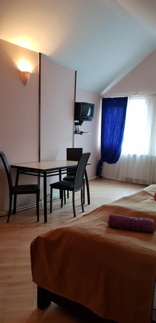 Guest House Likani 2017 Bordzjomi Buitenkant foto